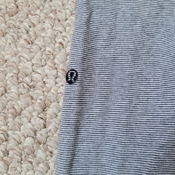 Lululemon leggings - Picture 7 of 7